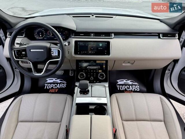 Белый Ленд Ровер Рендж Ровер Велар, объемом двигателя 2 л и пробегом 68 тыс. км за 57500 $, фото 60 на Automoto.ua