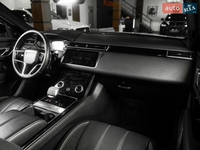Білий Ленд Ровер Рендж Ровер Велар, об'ємом двигуна 3 л та пробігом 102 тис. км за 48900 $, фото 64 на Automoto.ua