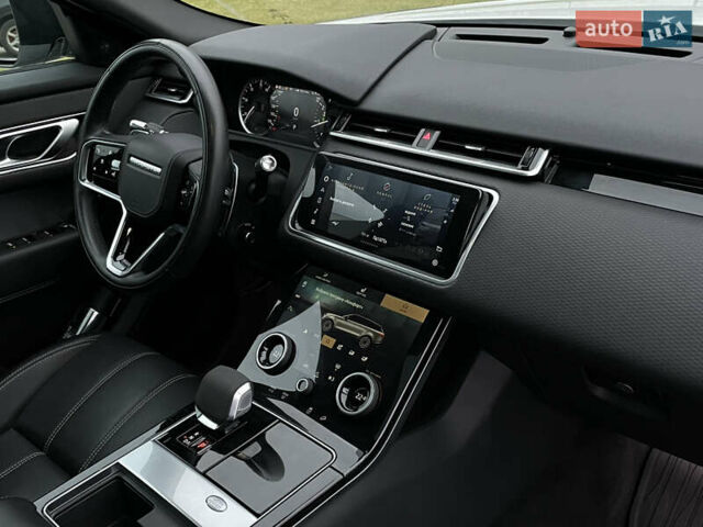 Білий Ленд Ровер Рендж Ровер Велар, об'ємом двигуна 2 л та пробігом 25 тис. км за 45000 $, фото 25 на Automoto.ua