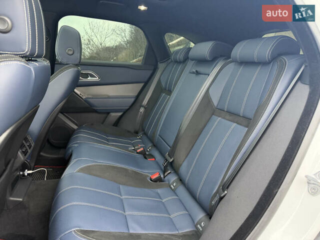 Белый Ленд Ровер Рендж Ровер Велар, объемом двигателя 2 л и пробегом 28 тыс. км за 48900 $, фото 22 на Automoto.ua