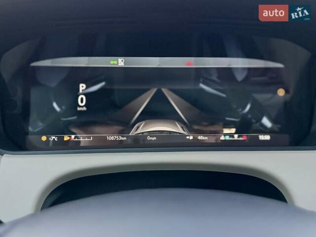 Білий Ленд Ровер Рендж Ровер Велар, об'ємом двигуна 2 л та пробігом 108 тис. км за 43999 $, фото 34 на Automoto.ua