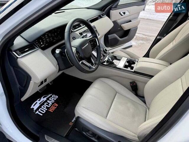 Белый Ленд Ровер Рендж Ровер Велар, объемом двигателя 2 л и пробегом 68 тыс. км за 57500 $, фото 56 на Automoto.ua