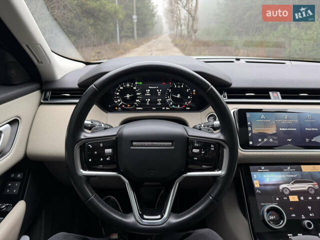 Білий Ленд Ровер Рендж Ровер Велар, об'ємом двигуна 2 л та пробігом 108 тис. км за 44999 $, фото 48 на Automoto.ua