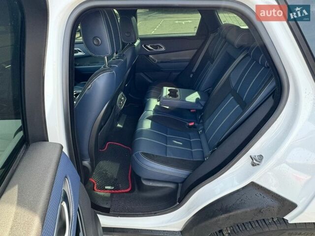 Белый Ленд Ровер Рендж Ровер Велар, объемом двигателя 2 л и пробегом 29 тыс. км за 49000 $, фото 13 на Automoto.ua