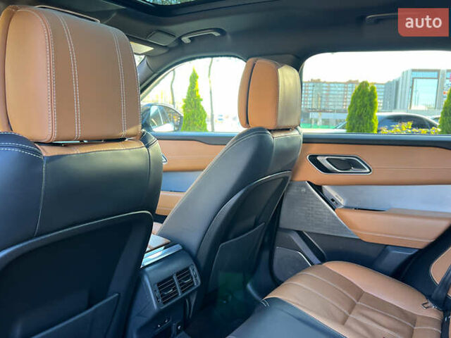 Белый Ленд Ровер Рендж Ровер Велар, объемом двигателя 3 л и пробегом 64 тыс. км за 62999 $, фото 27 на Automoto.ua