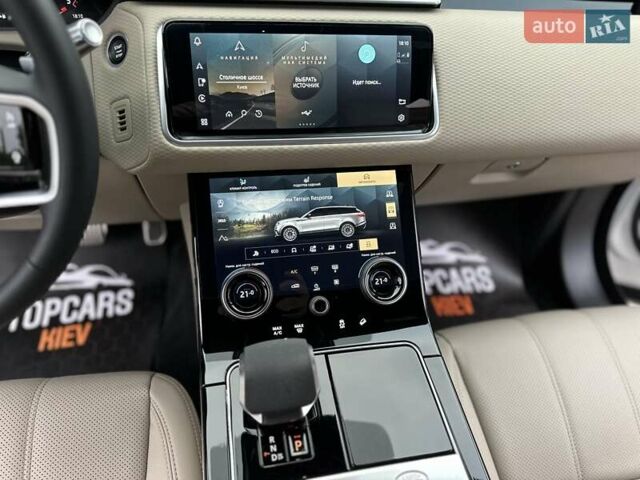 Белый Ленд Ровер Рендж Ровер Велар, объемом двигателя 2 л и пробегом 68 тыс. км за 57500 $, фото 67 на Automoto.ua