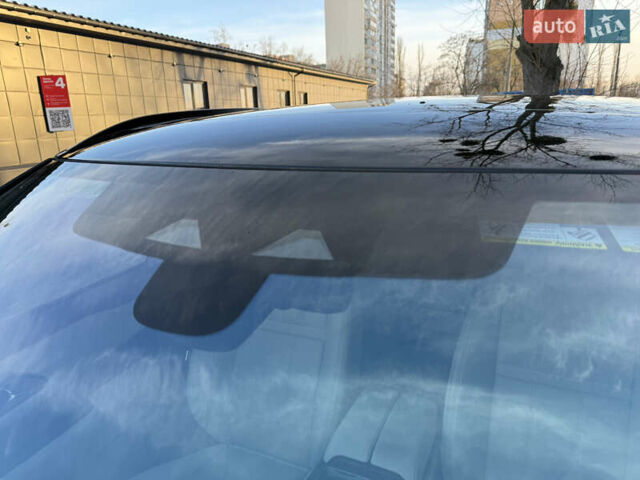 Білий Ленд Ровер Рендж Ровер Велар, об'ємом двигуна 2 л та пробігом 63 тис. км за 44999 $, фото 26 на Automoto.ua