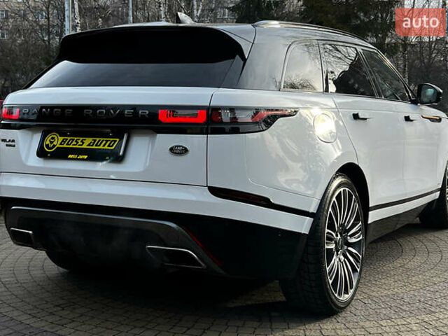 Білий Ленд Ровер Рендж Ровер Велар, об'ємом двигуна 3 л та пробігом 64 тис. км за 58900 $, фото 6 на Automoto.ua