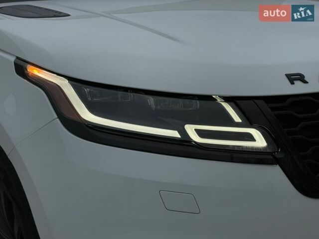 Білий Ленд Ровер Рендж Ровер Велар, об'ємом двигуна 2 л та пробігом 24 тис. км за 42500 $, фото 37 на Automoto.ua