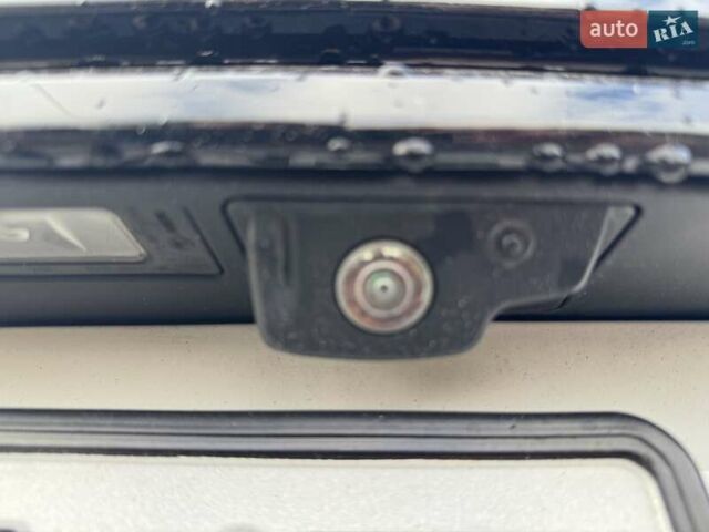 Белый Ленд Ровер Рендж Ровер Велар, объемом двигателя 2 л и пробегом 92 тыс. км за 48000 $, фото 33 на Automoto.ua