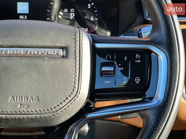 Белый Ленд Ровер Рендж Ровер Велар, объемом двигателя 3 л и пробегом 64 тыс. км за 62999 $, фото 12 на Automoto.ua