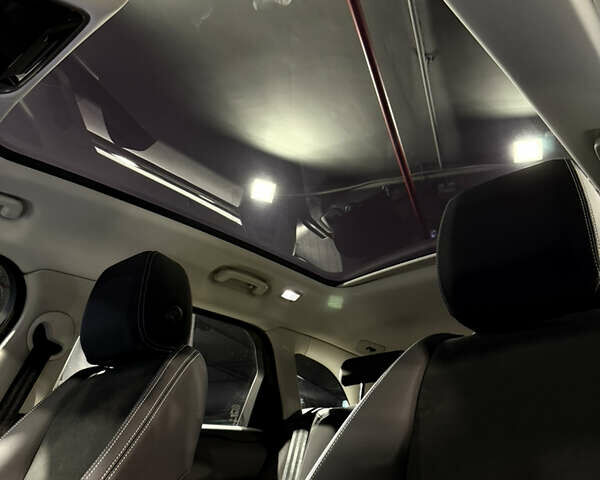 Білий Ленд Ровер Рендж Ровер Велар, об'ємом двигуна 2 л та пробігом 44 тис. км за 60000 $, фото 10 на Automoto.ua