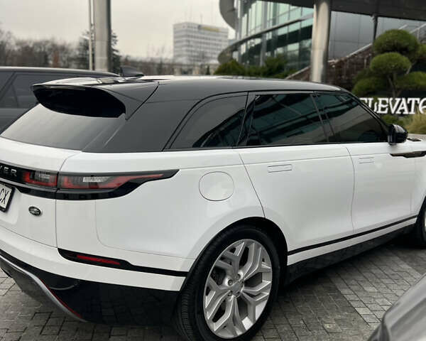 Білий Ленд Ровер Рендж Ровер Велар, об'ємом двигуна 2 л та пробігом 40 тис. км за 67000 $, фото 11 на Automoto.ua