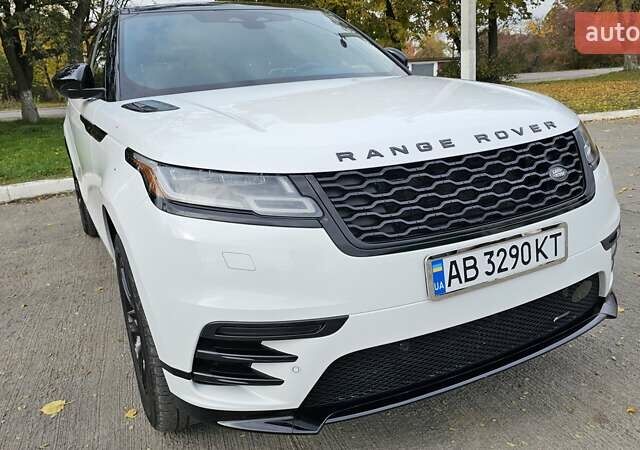 Білий Ленд Ровер Рендж Ровер Велар, об'ємом двигуна 2 л та пробігом 49 тис. км за 53999 $, фото 3 на Automoto.ua