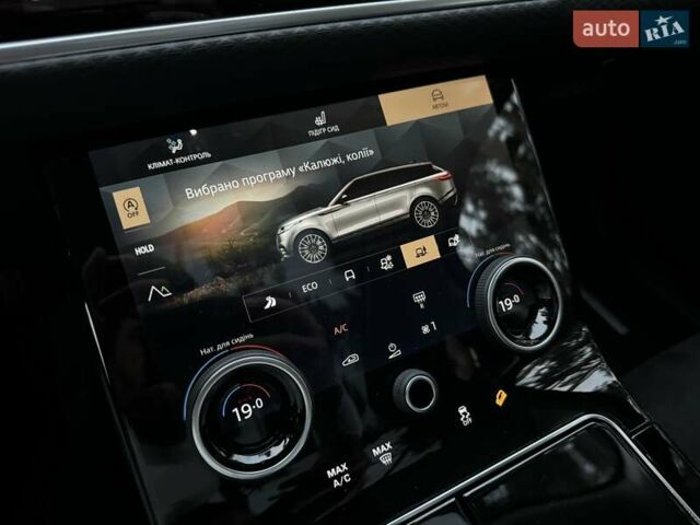 Білий Ленд Ровер Рендж Ровер Велар, об'ємом двигуна 2 л та пробігом 37 тис. км за 46500 $, фото 78 на Automoto.ua