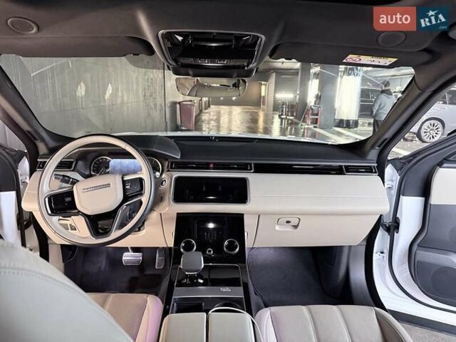 Ленд Ровер Рендж Ровер Велар 2022 в Киеве на Automoto.ua Белый Ленд Ровер Рендж Ровер Велар, объемом двигателя 2 л и пробегом 45 тыс. км за 68500 $, фото 11 на Automoto.ua