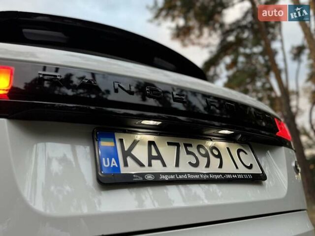 Білий Ленд Ровер Рендж Ровер Велар, об'ємом двигуна 2 л та пробігом 37 тис. км за 46500 $, фото 25 на Automoto.ua