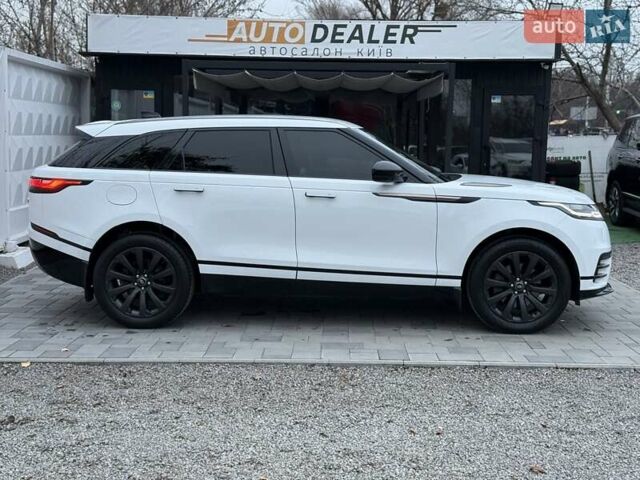 Белый Ленд Ровер Рендж Ровер Велар, объемом двигателя 2 л и пробегом 65 тыс. км за 54900 $, фото 12 на Automoto.ua