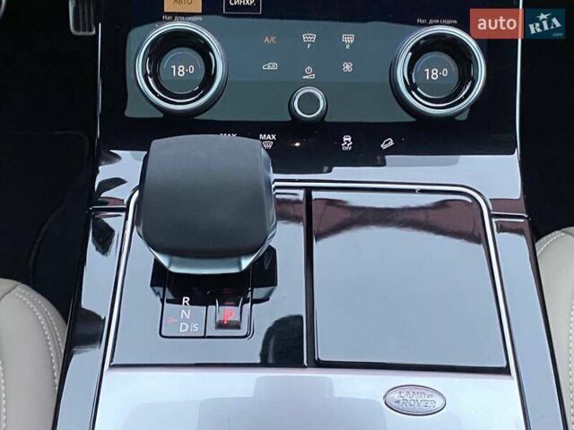 Белый Ленд Ровер Рендж Ровер Велар, объемом двигателя 2 л и пробегом 45 тыс. км за 64999 $, фото 35 на Automoto.ua