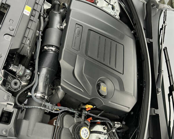 Білий Ленд Ровер Рендж Ровер Велар, об'ємом двигуна 2 л та пробігом 40 тис. км за 67000 $, фото 33 на Automoto.ua