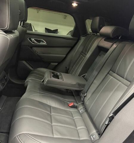 Белый Ленд Ровер Рендж Ровер Велар, объемом двигателя 2 л и пробегом 20 тыс. км за 45999 $, фото 21 на Automoto.ua