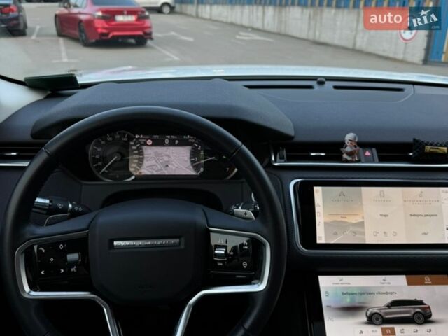 Білий Ленд Ровер Рендж Ровер Велар, об'ємом двигуна 2 л та пробігом 52 тис. км за 55000 $, фото 9 на Automoto.ua