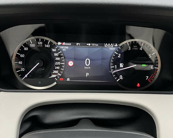 Білий Ленд Ровер Рендж Ровер Велар, об'ємом двигуна 2 л та пробігом 40 тис. км за 67000 $, фото 31 на Automoto.ua