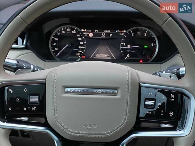 Белый Ленд Ровер Рендж Ровер Велар, объемом двигателя 2 л и пробегом 45 тыс. км за 64999 $, фото 13 на Automoto.ua