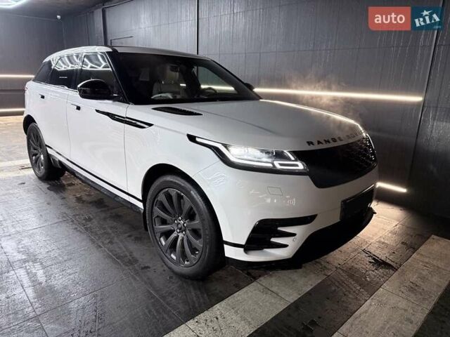 Ленд Ровер Рендж Ровер Велар 2022 в Киеве на Automoto.ua Белый Ленд Ровер Рендж Ровер Велар, объемом двигателя 2 л и пробегом 45 тыс. км за 68500 $, фото 1 на Automoto.ua