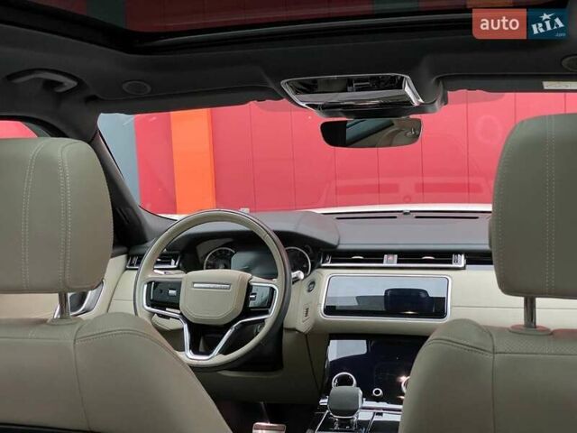 Белый Ленд Ровер Рендж Ровер Велар, объемом двигателя 2 л и пробегом 45 тыс. км за 64999 $, фото 21 на Automoto.ua