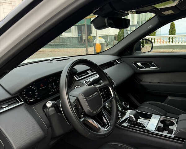 Ленд Ровер Рендж Ровер Велар 2022 в Одессе на Automoto.ua Белый Ленд Ровер Рендж Ровер Велар, объемом двигателя 2 л и пробегом 26 тыс. км за 65999 $, фото 15 на Automoto.ua