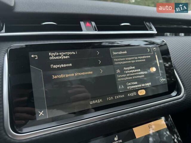 Білий Ленд Ровер Рендж Ровер Велар, об'ємом двигуна 2 л та пробігом 37 тис. км за 46500 $, фото 83 на Automoto.ua