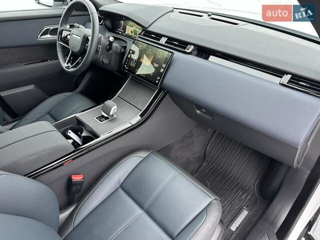 Белый Ленд Ровер Рендж Ровер Велар, объемом двигателя 2 л и пробегом 16 тыс. км за 83900 $, фото 29 на Automoto.ua