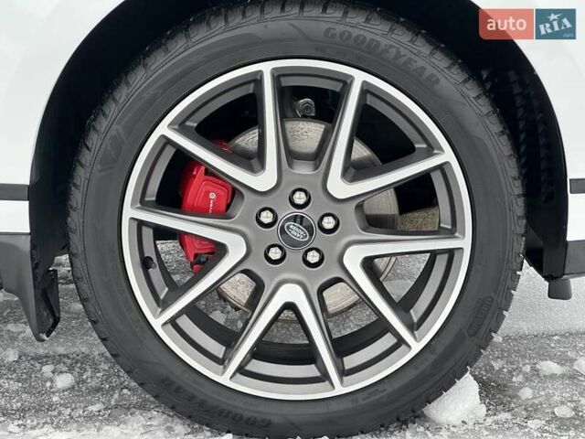 Белый Ленд Ровер Рендж Ровер Велар, объемом двигателя 2 л и пробегом 16 тыс. км за 83900 $, фото 10 на Automoto.ua