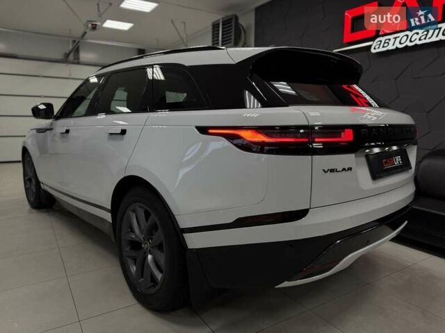 Білий Ленд Ровер Рендж Ровер Велар, об'ємом двигуна 2 л та пробігом 1 тис. км за 94500 $, фото 27 на Automoto.ua