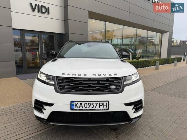 Ленд Ровер Рендж Ровер Велар 2025 в Киеве на Automoto.ua Белый Ленд Ровер Рендж Ровер Велар, объемом двигателя 3 л и пробегом 6 тыс. км за 91847 $, фото 1 на Automoto.ua