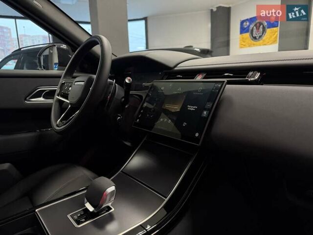 Білий Ленд Ровер Рендж Ровер Велар, об'ємом двигуна 2 л та пробігом 1 тис. км за 94500 $, фото 61 на Automoto.ua