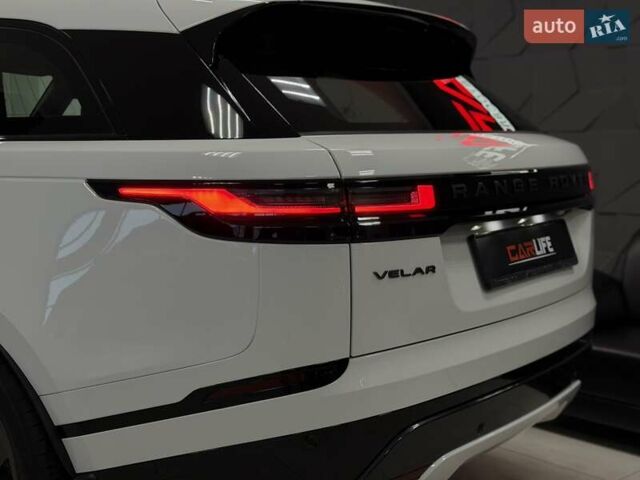 Білий Ленд Ровер Рендж Ровер Велар, об'ємом двигуна 2 л та пробігом 1 тис. км за 94500 $, фото 23 на Automoto.ua