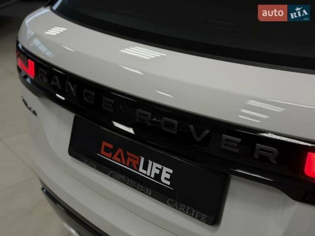 Білий Ленд Ровер Рендж Ровер Велар, об'ємом двигуна 2 л та пробігом 1 тис. км за 94500 $, фото 21 на Automoto.ua