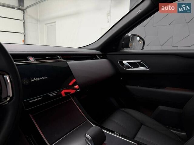 Білий Ленд Ровер Рендж Ровер Велар, об'ємом двигуна 2 л та пробігом 1 тис. км за 94500 $, фото 34 на Automoto.ua
