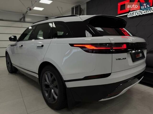 Білий Ленд Ровер Рендж Ровер Велар, об'ємом двигуна 2 л та пробігом 1 тис. км за 94500 $, фото 28 на Automoto.ua