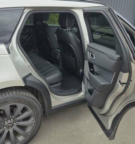 Бежевый Ленд Ровер Рендж Ровер Велар, объемом двигателя 2 л и пробегом 124 тыс. км за 32500 $, фото 30 на Automoto.ua