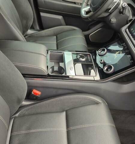 Бежевый Ленд Ровер Рендж Ровер Велар, объемом двигателя 2 л и пробегом 124 тыс. км за 32500 $, фото 9 на Automoto.ua