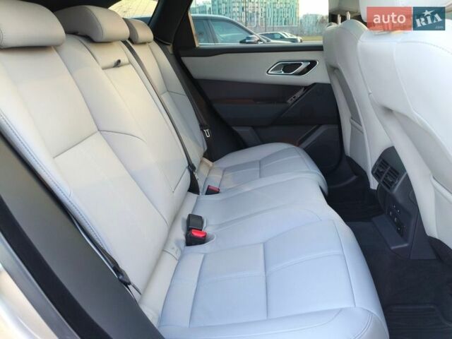 Бежевий Ленд Ровер Рендж Ровер Велар, об'ємом двигуна 2 л та пробігом 15 тис. км за 81139 $, фото 30 на Automoto.ua