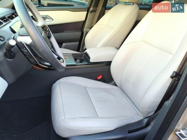 Бежевий Ленд Ровер Рендж Ровер Велар, об'ємом двигуна 2 л та пробігом 15 тис. км за 81139 $, фото 38 на Automoto.ua