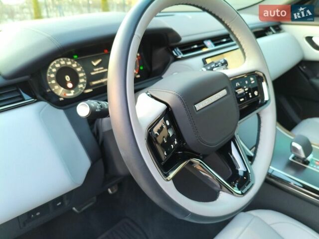 Бежевий Ленд Ровер Рендж Ровер Велар, об'ємом двигуна 2 л та пробігом 15 тис. км за 81139 $, фото 36 на Automoto.ua