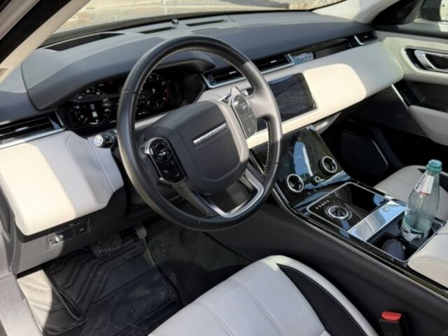 Черный Ленд Ровер Рендж Ровер Велар, объемом двигателя 3 л и пробегом 0 тыс. км за 47000 $, фото 5 на Automoto.ua