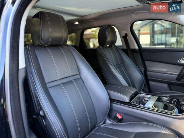 Черный Ленд Ровер Рендж Ровер Велар, объемом двигателя 2 л и пробегом 105 тыс. км за 32000 $, фото 65 на Automoto.ua