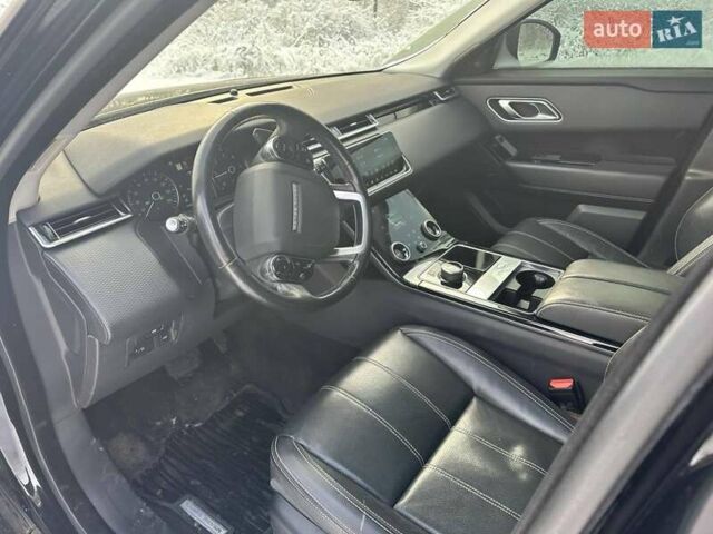 Черный Ленд Ровер Рендж Ровер Велар, объемом двигателя 2 л и пробегом 103 тыс. км за 32000 $, фото 5 на Automoto.ua