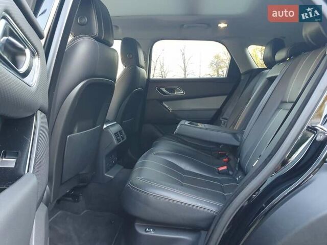 Ленд Ровер Рендж Ровер Велар 2017 у Києві на Automoto.ua Чорний Ленд Ровер Рендж Ровер Велар, об'ємом двигуна 2 л та пробігом 90 тис. км за 35999 $, фото 47 на Automoto.ua